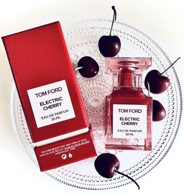 عطر تام فورد الکتریک چری | Tom Ford Electric Cherry