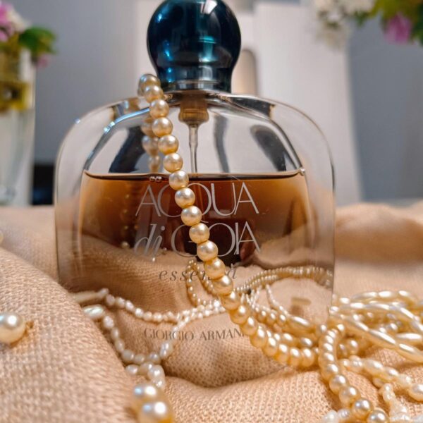 عطر جورجیو آرمانی آکوا دی جیوا اسنزا | Giorgio Armani Acqua di Gioia Essenza