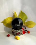 عطر بای کیلیان لتس ستل دیس آرگومنت لایک ادولتس این د بدروم نیکد | By Kilian Let’s Settle This Argument Like Adults, In The Bedroom, Naked