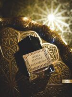 عطر ایو سن لورن نوبل لدر | Yves Saint Laurent Noble Leather